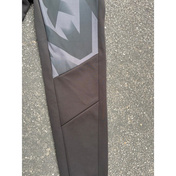 Venum Training Joggers Men's Medium Black Gray‎ Geometric Athletic Pants - Picture 8 of 9